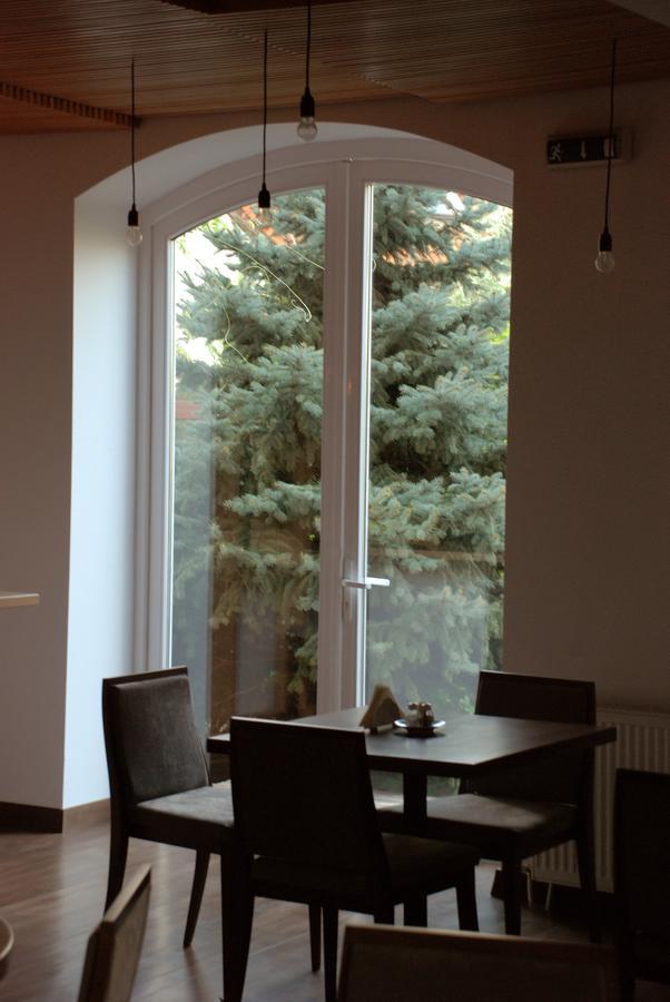 The Zen Hotel - Posticum Oradea Exterior foto