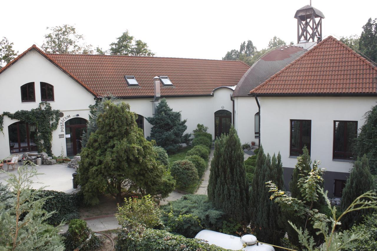 The Zen Hotel - Posticum Oradea Exterior foto