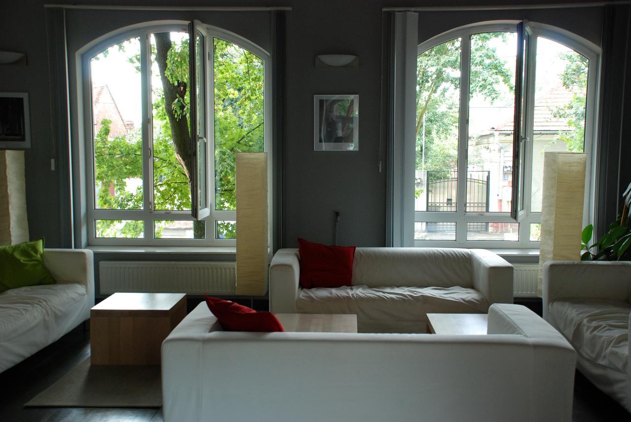 The Zen Hotel - Posticum Oradea Exterior foto