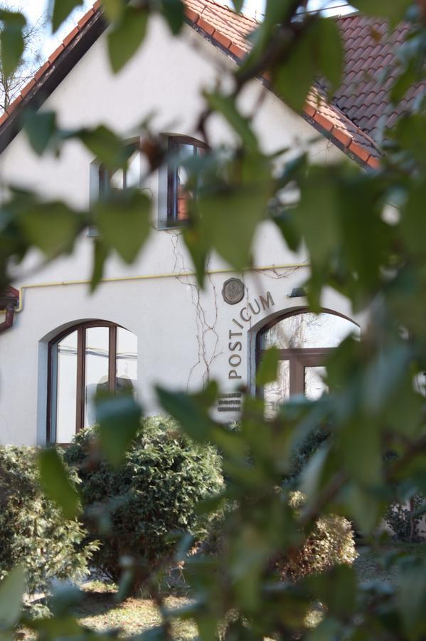 The Zen Hotel - Posticum Oradea Exterior foto