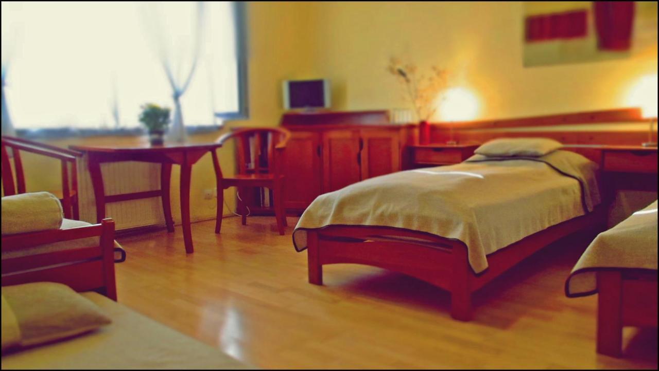 The Zen Hotel - Posticum Oradea Habitación foto